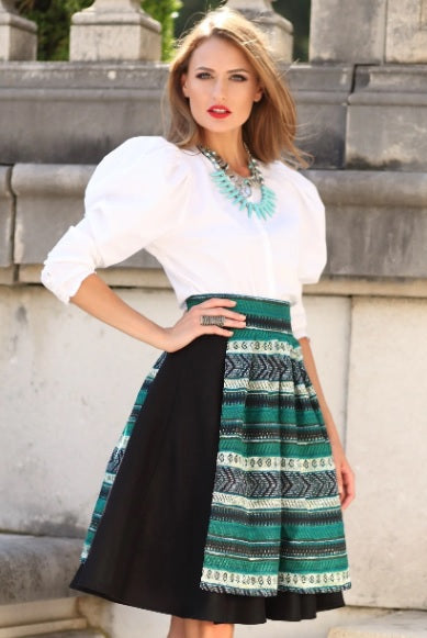 Frumusețea detaliilor: Explorând diversitatea fustelor tradiționale de damă