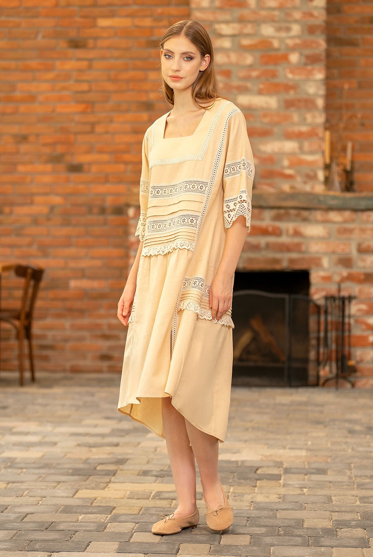 rochii dantela brodata