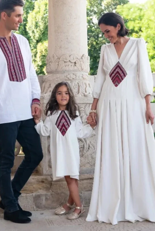 Ținute tradiționale pentru copii: Stil și confort pentru cei mici