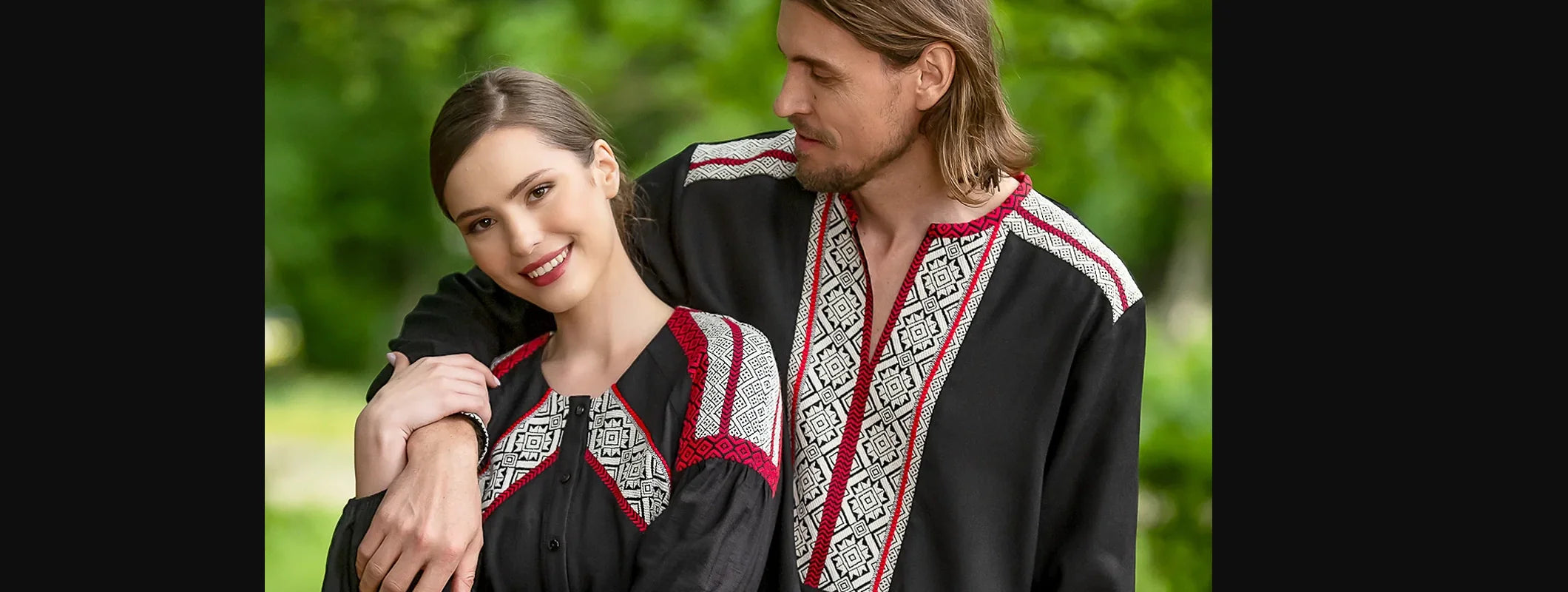 O ie națională poate fi purtată și cu un blazer în zilele mai răcoroase