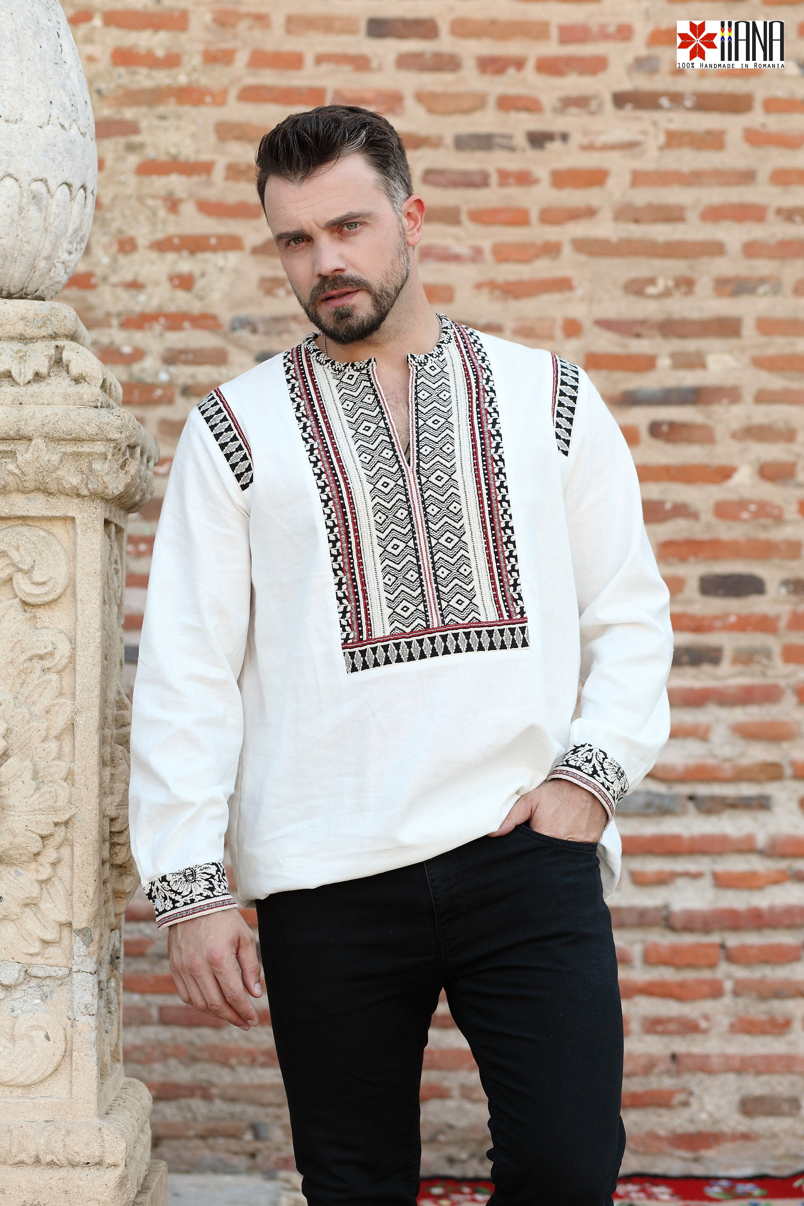 Cămăși bărbătești cu motive tradiționale