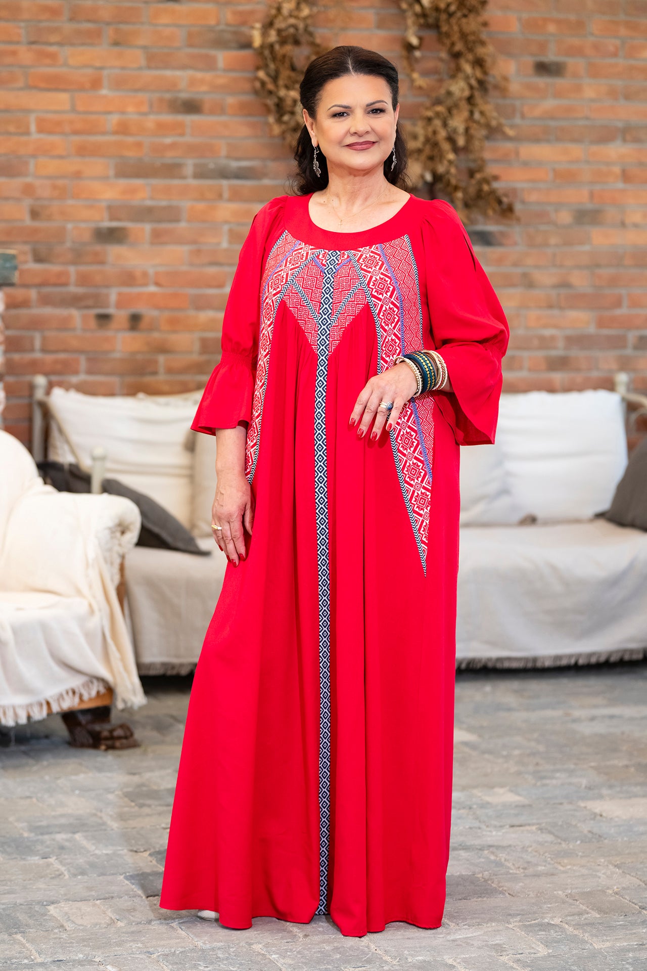 Rochia lungă roșie din in și jacquard țesut Ivoneta