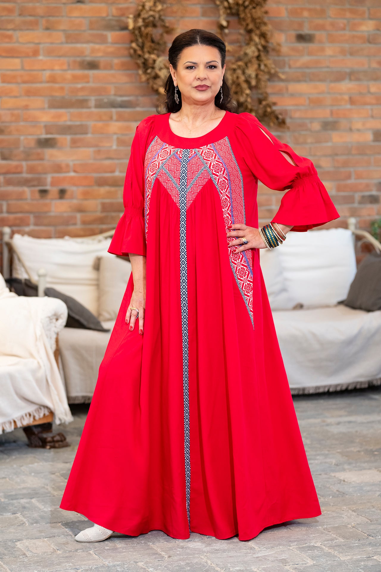 Rochia lungă roșie din in și jacquard țesut Ivoneta