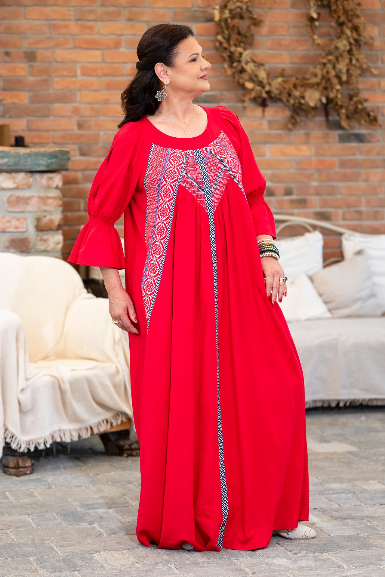 Rochia lungă roșie din in și jacquard țesut Ivoneta
