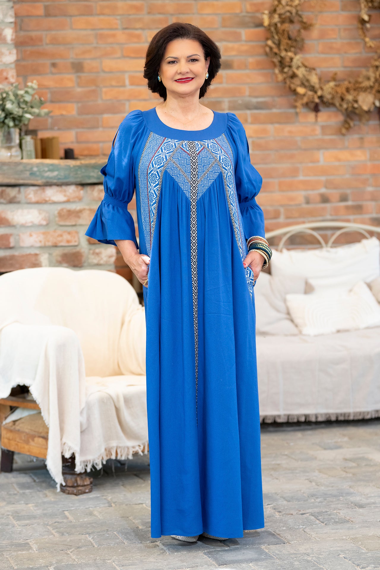 Rochia lungă albastră din in și jacquard țesut Polina