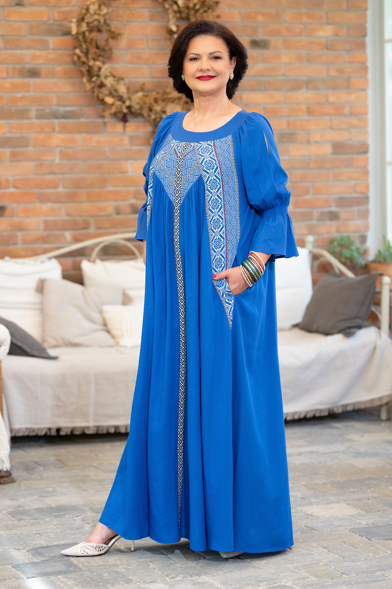 Rochia lungă albastră din in și jacquard țesut Polina