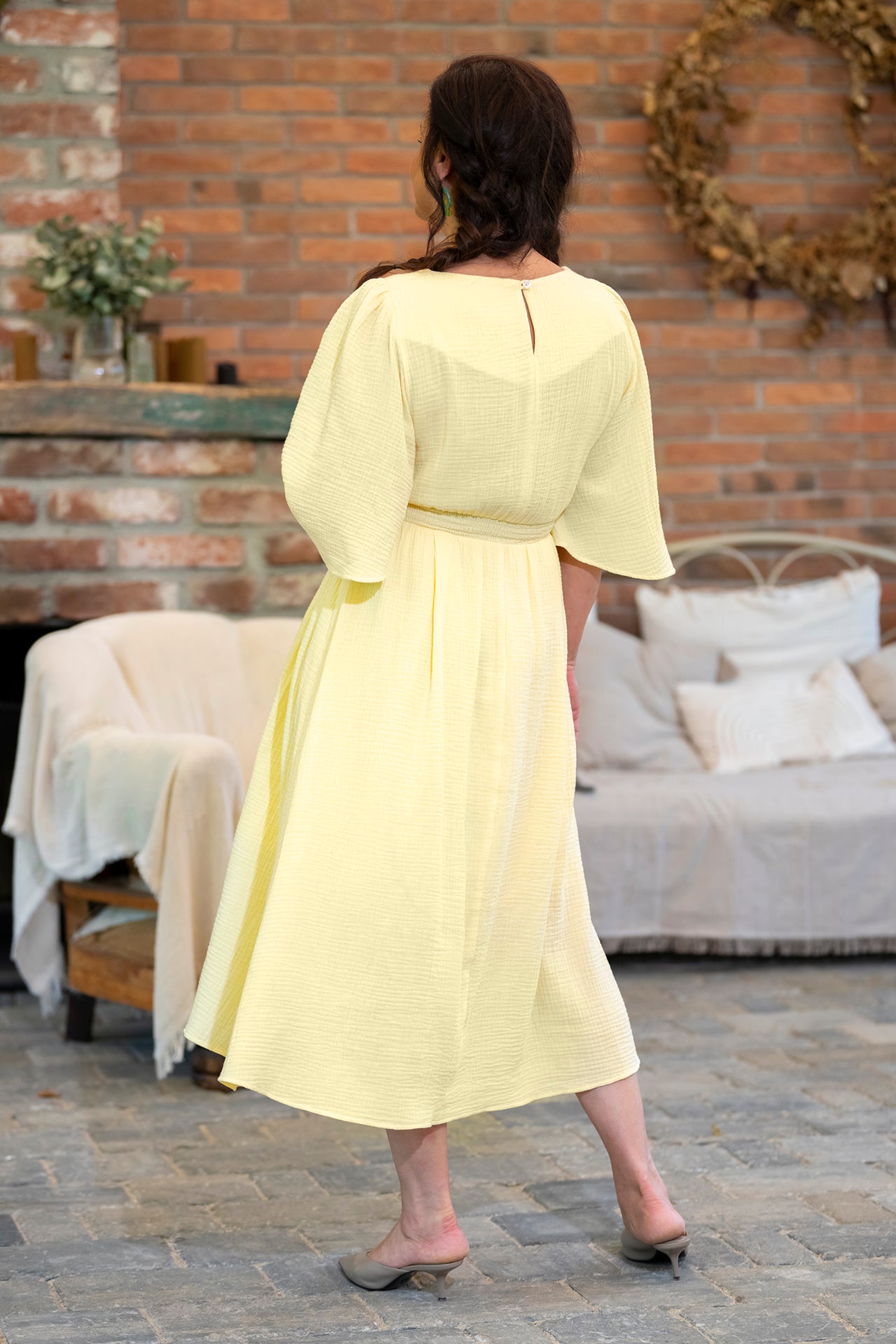 Rochie midi galben pal vanilat din muselină și jacquard țesut cu motive tradiționale