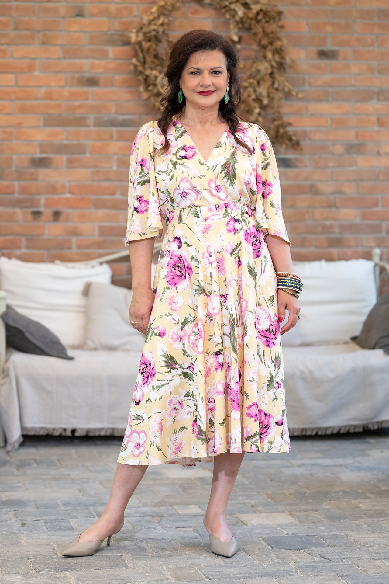 Rochie midi din in galben imprimat cu motive florale