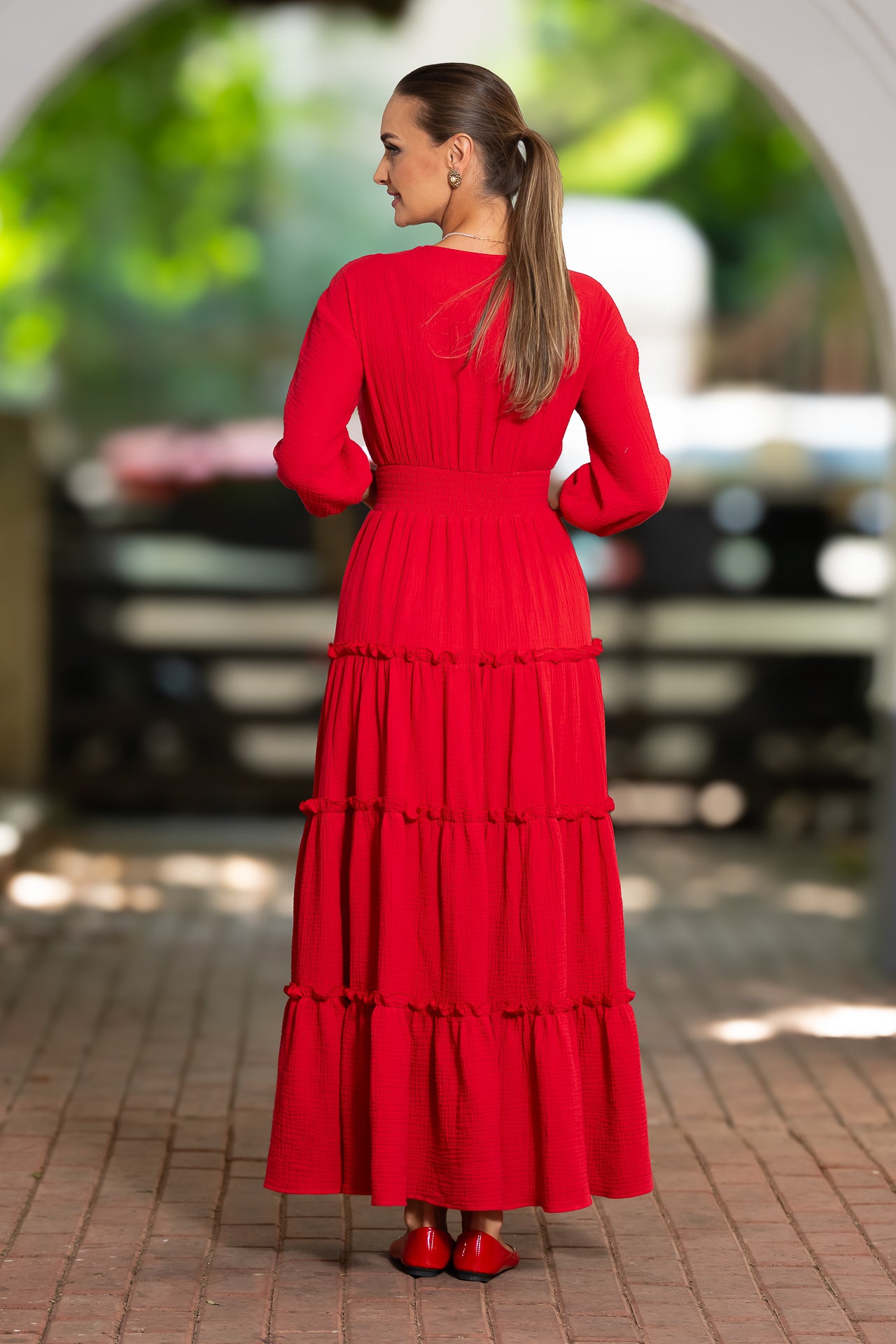 Rochie roșie din pânză topită cu jacquard țesut Domnița