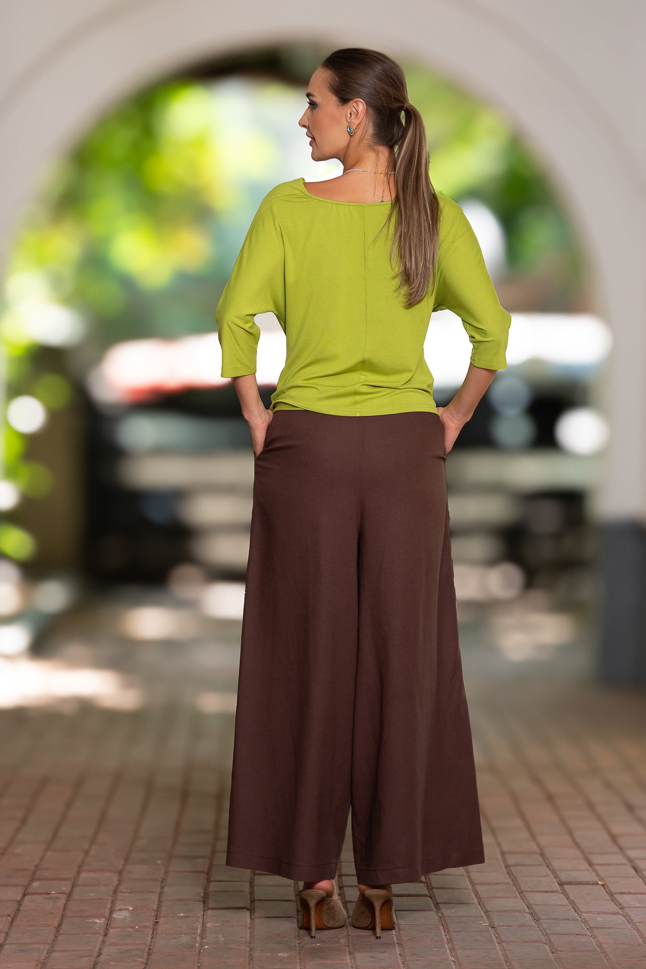 Fustă pantalon din in maro  cu buzunare laterale