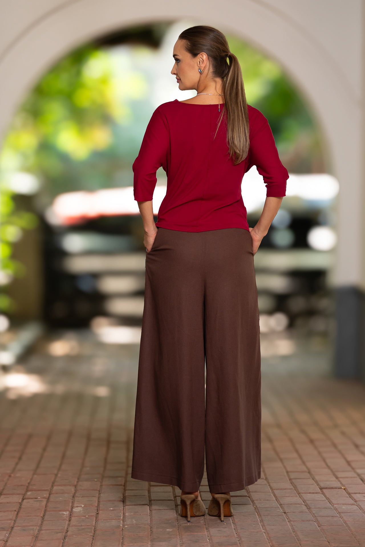 Fustă pantalon din in maro  cu buzunare laterale