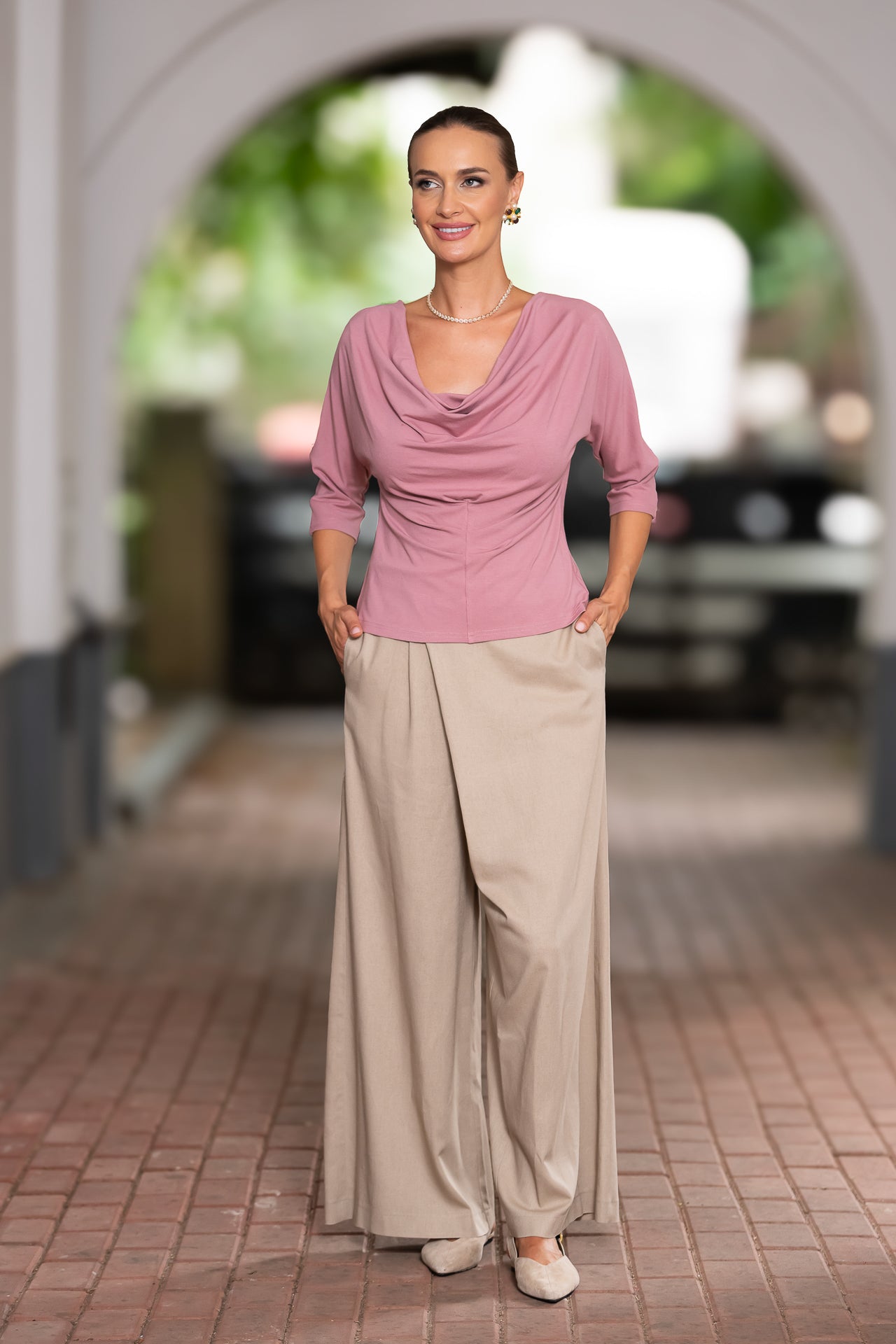 Fustă pantalon din in crem cu buzunare laterale