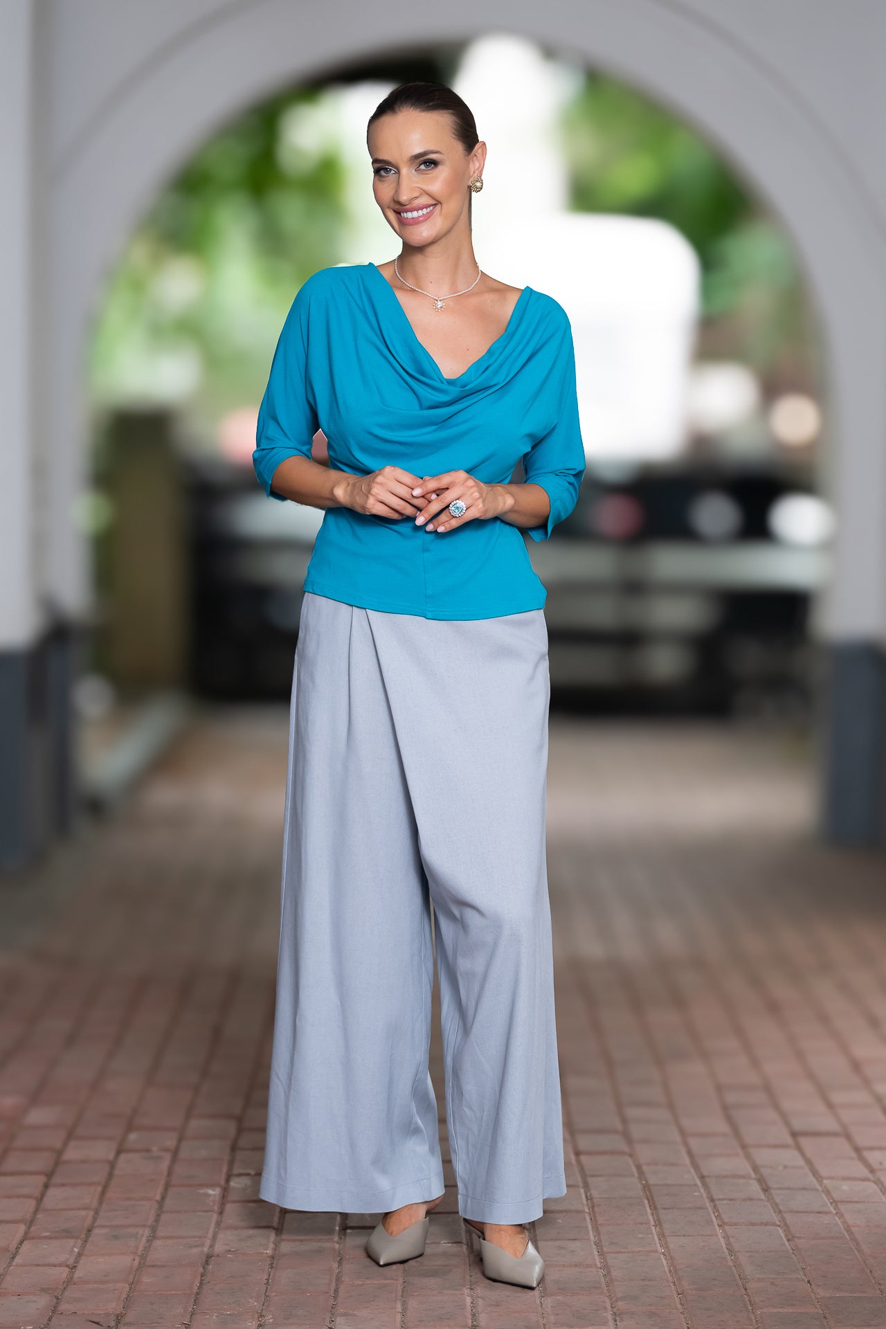 Fusta pantalon din in gri bleu cu buzunare laterale