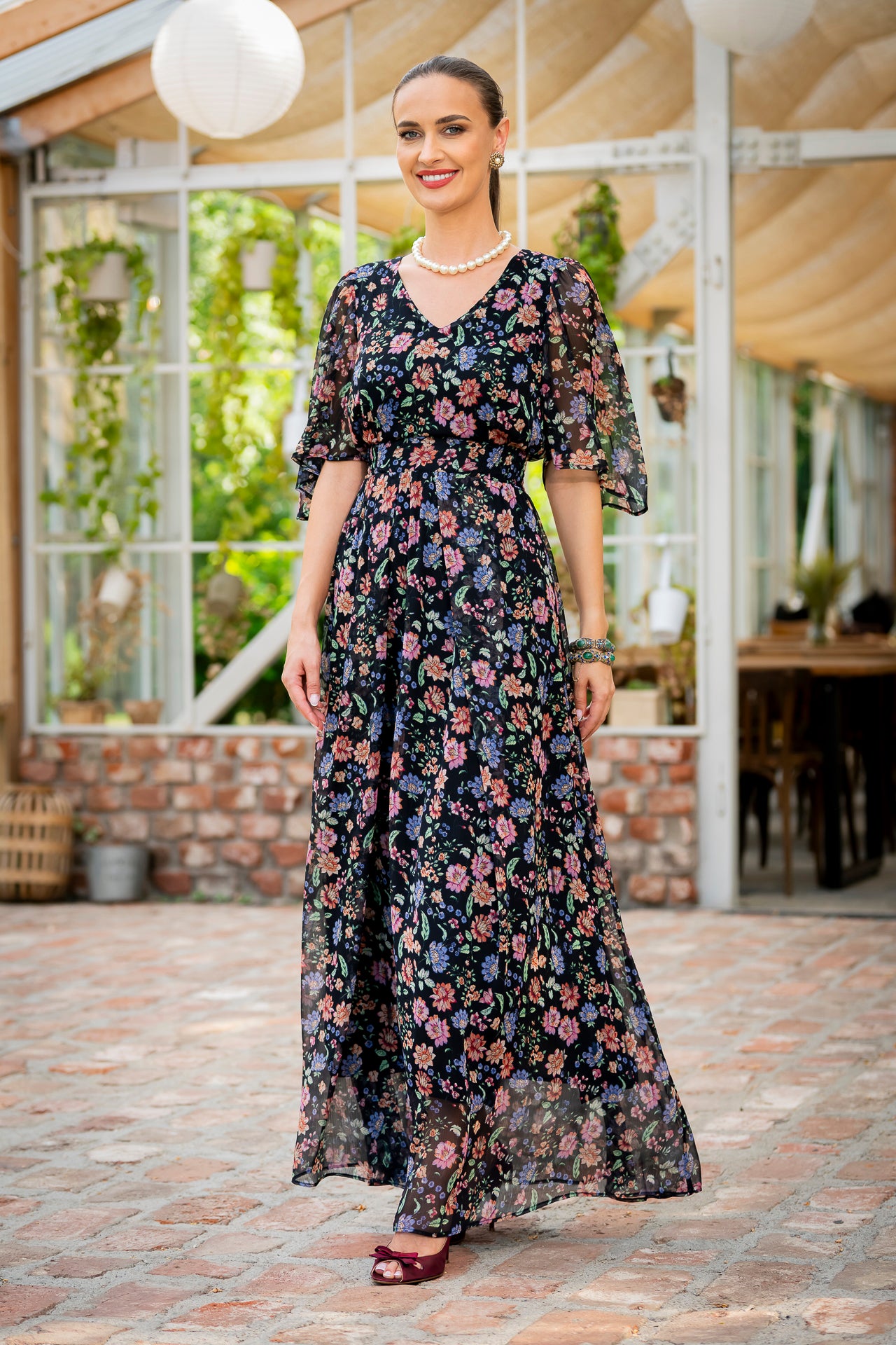 Rochie maxi din voal negru cu imprimeu floral multicolor