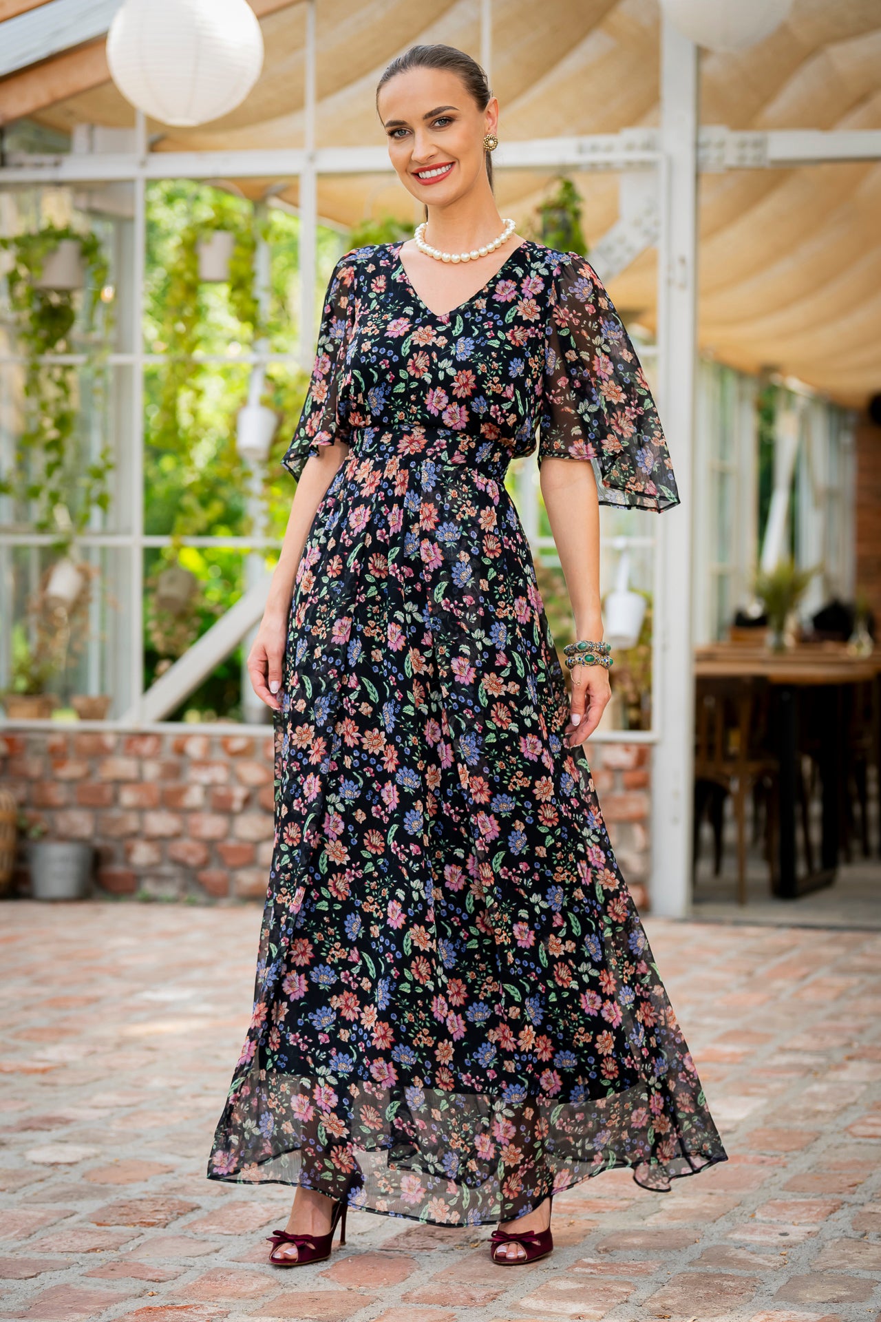 Rochie maxi din voal negru cu imprimeu floral multicolor